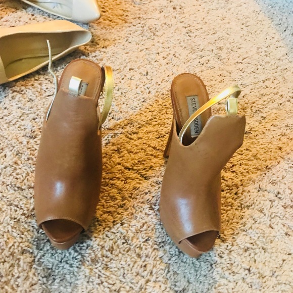 Shoes - Picture 2 of 7